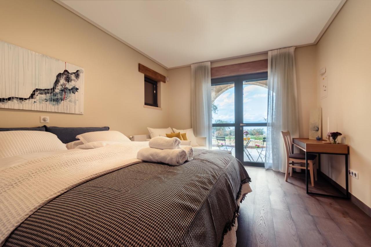 Villa Kalamos / Sea View And Pool Nearby Athens Luaran gambar