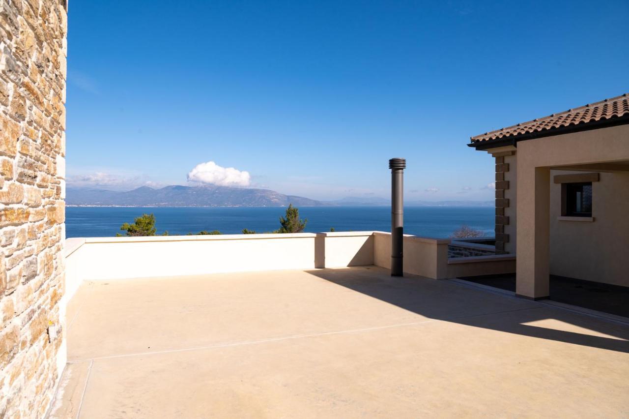 Villa Kalamos / Sea View And Pool Nearby Athens Luaran gambar