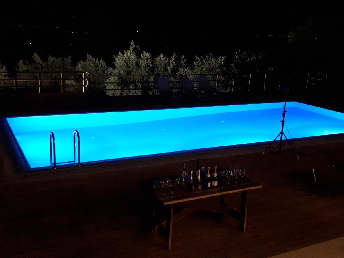 Villa Kalamos / Sea View And Pool Nearby Athens Luaran gambar