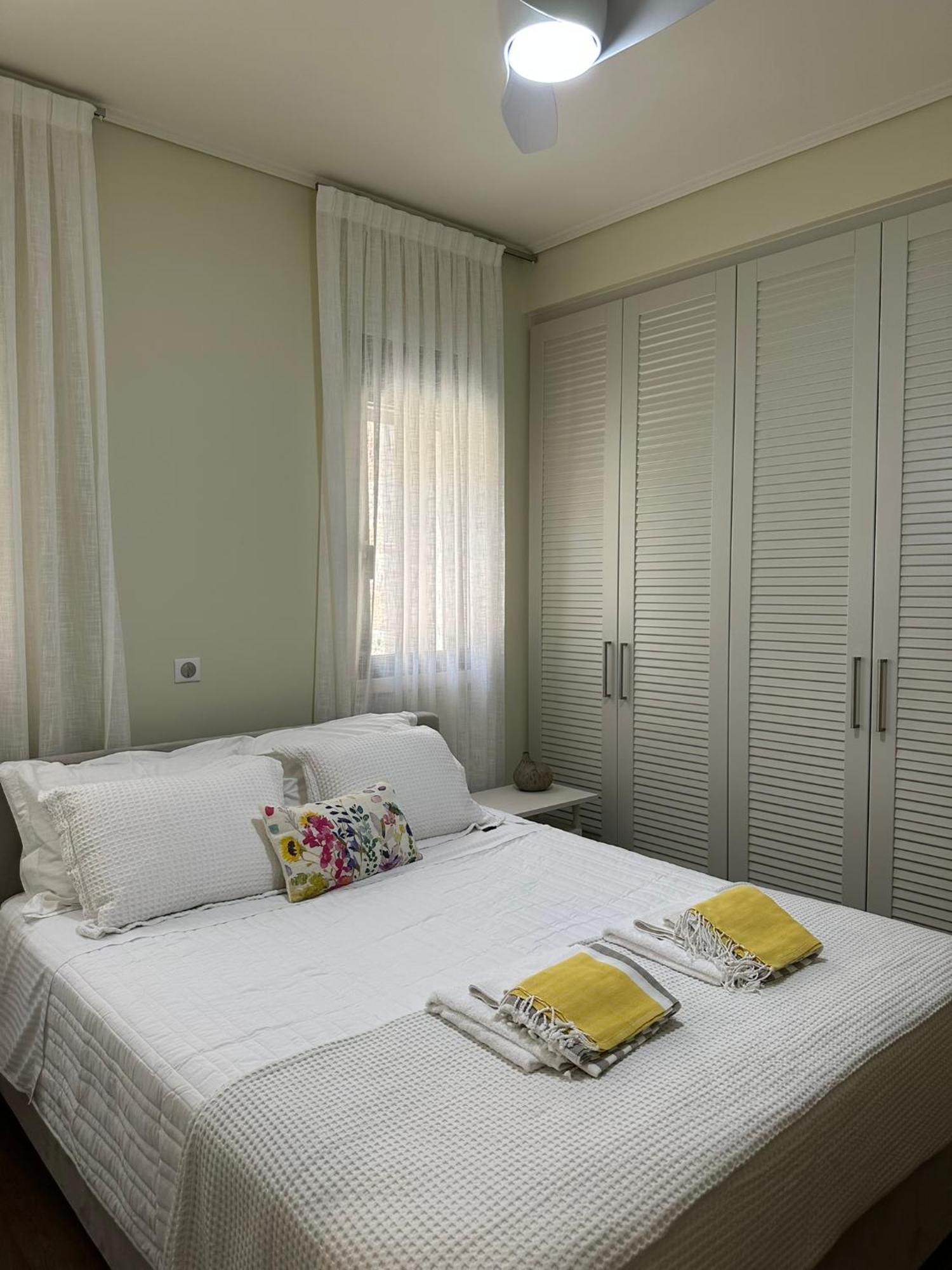 Villa Kalamos / Sea View And Pool Nearby Athens Luaran gambar