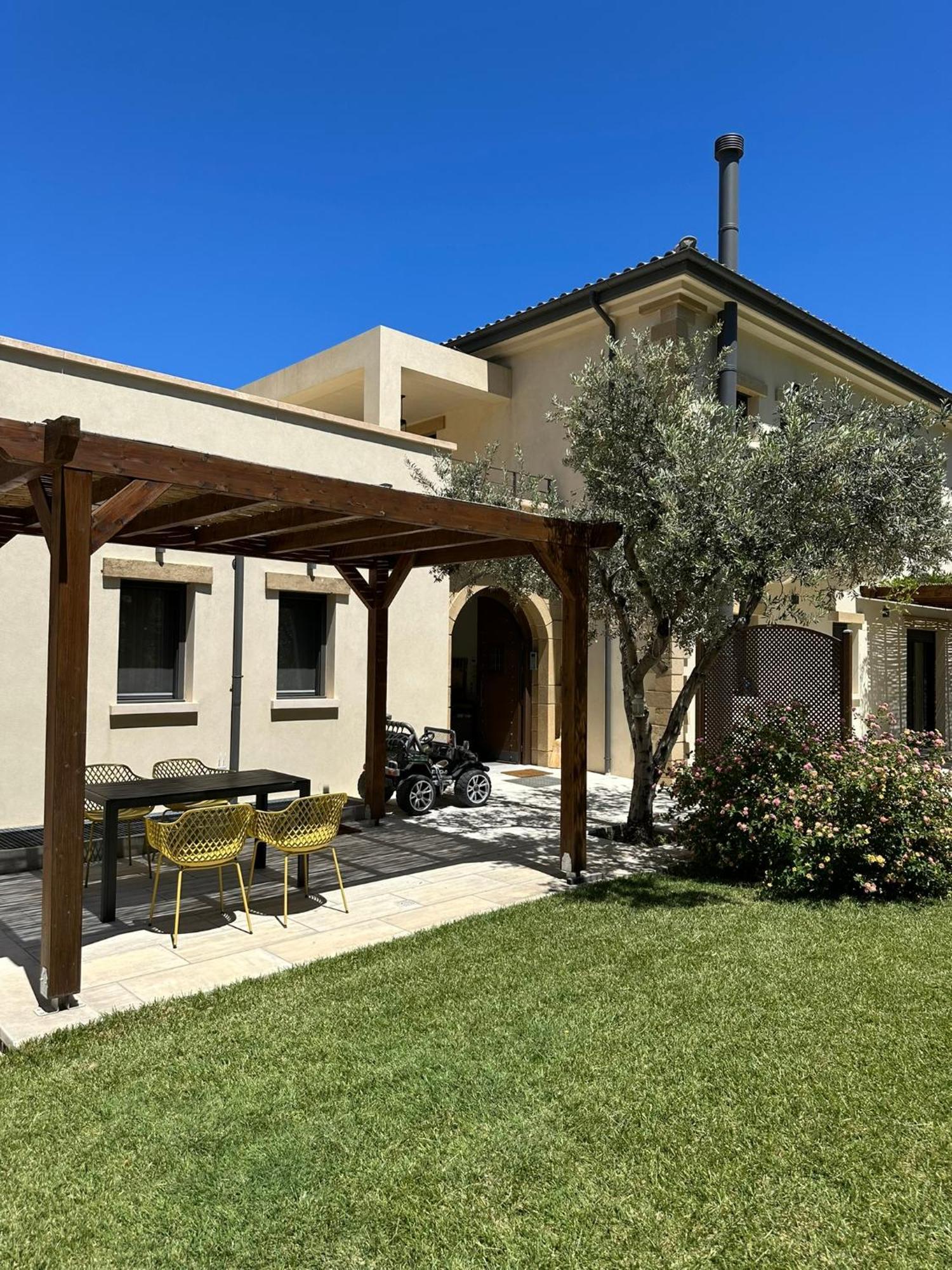 Villa Kalamos / Sea View And Pool Nearby Athens Luaran gambar